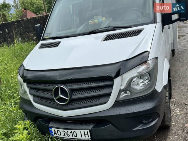 Белый Мерседес Sprinter, объемом двигателя 2.14 л и пробегом 195 тыс. км за 22600 $, фото 20 на Automoto.ua