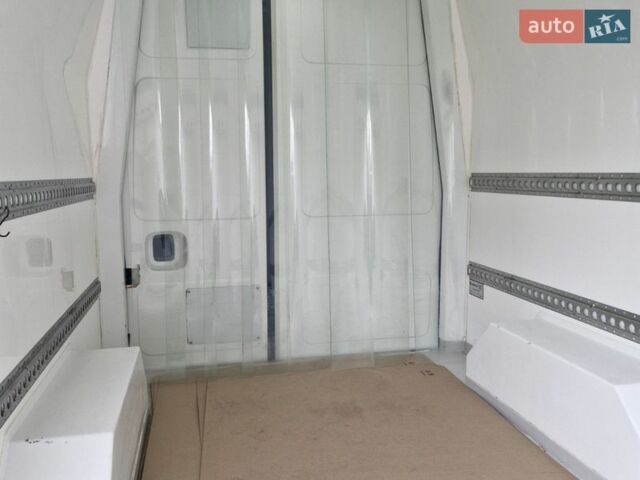 Белый Мерседес Sprinter, объемом двигателя 2.14 л и пробегом 394 тыс. км за 22000 $, фото 7 на Automoto.ua