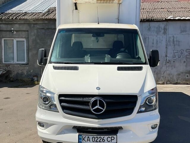 Белый Мерседес Sprinter, объемом двигателя 2.1 л и пробегом 237 тыс. км за 27000 $, фото 20 на Automoto.ua