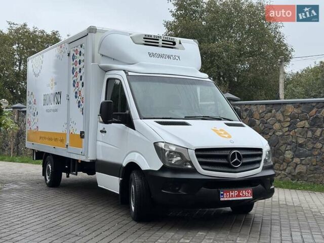 Белый Мерседес Sprinter, объемом двигателя 2.2 л и пробегом 310 тыс. км за 19300 $, фото 2 на Automoto.ua