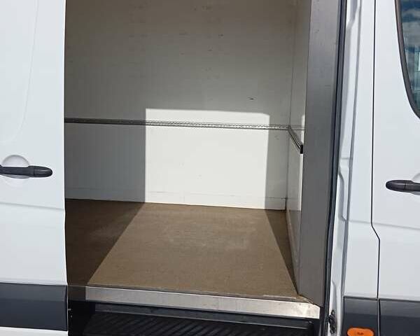 Белый Мерседес Sprinter, объемом двигателя 2.14 л и пробегом 650 тыс. км за 15000 $, фото 9 на Automoto.ua