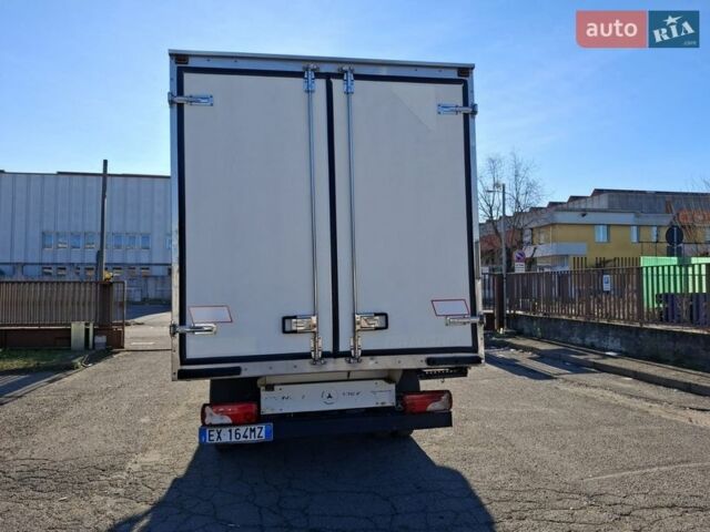 Белый Мерседес Sprinter, объемом двигателя 3 л и пробегом 312 тыс. км за 28900 $, фото 3 на Automoto.ua