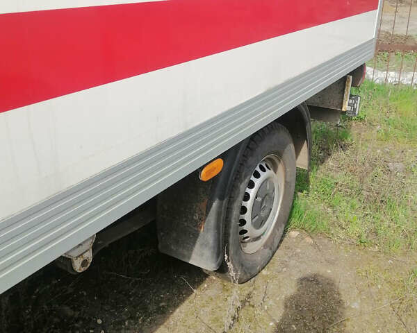 Белый Мерседес Sprinter, объемом двигателя 2.1 л и пробегом 259 тыс. км за 16500 $, фото 3 на Automoto.ua