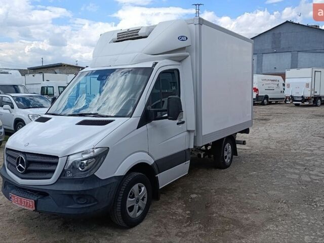 Белый Мерседес Sprinter, объемом двигателя 2.2 л и пробегом 200 тыс. км за 18750 $, фото 2 на Automoto.ua