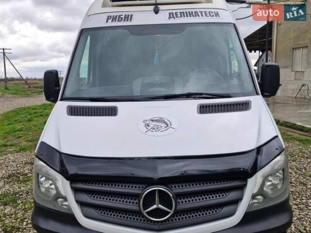 Белый Мерседес Sprinter, объемом двигателя 2.14 л и пробегом 394 тыс. км за 22000 $, фото 1 на Automoto.ua