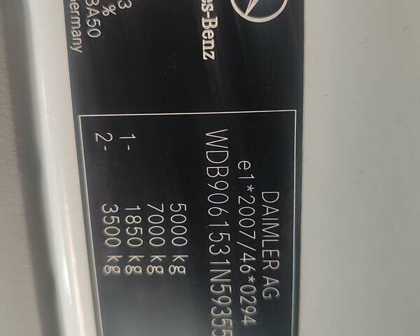 Белый Мерседес Sprinter, объемом двигателя 3 л и пробегом 255 тыс. км за 29900 $, фото 32 на Automoto.ua