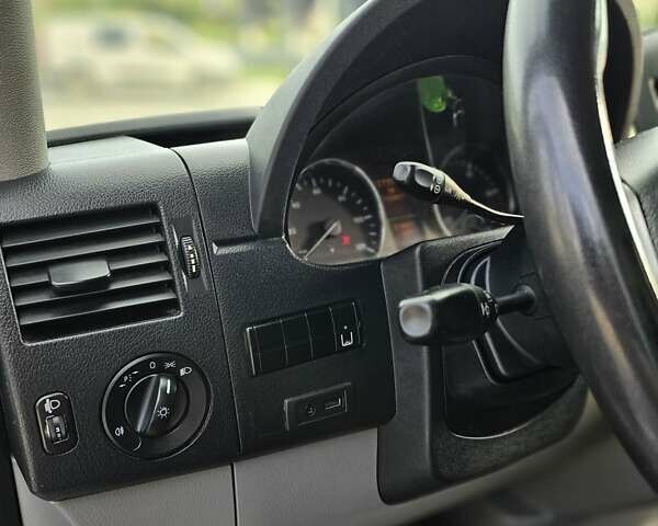 Білий Мерседес Sprinter, об'ємом двигуна 2.14 л та пробігом 274 тис. км за 16900 $, фото 6 на Automoto.ua