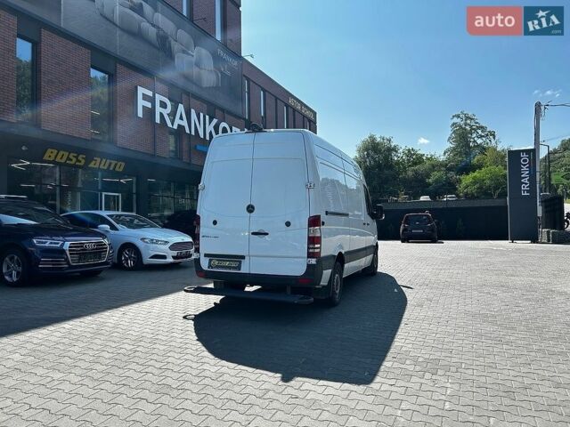 Белый Мерседес Sprinter, объемом двигателя 2.14 л и пробегом 395 тыс. км за 22000 $, фото 6 на Automoto.ua