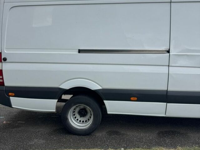 Білий Мерседес Sprinter, об'ємом двигуна 2.99 л та пробігом 540 тис. км за 17999 $, фото 21 на Automoto.ua