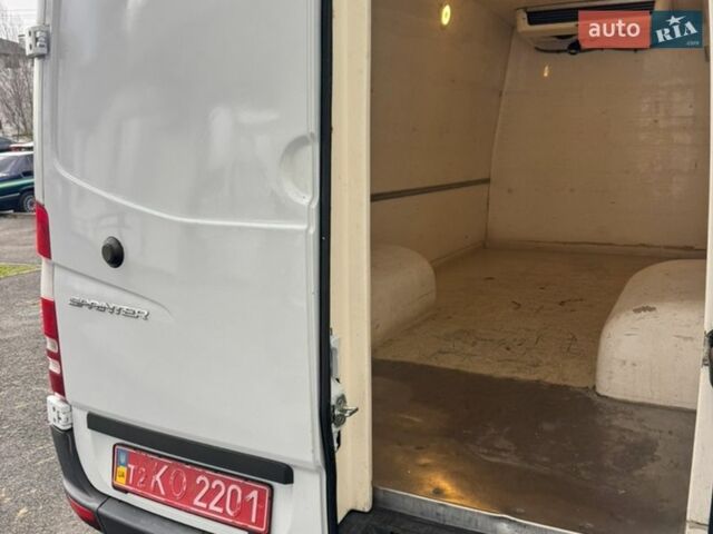 Белый Мерседес Sprinter, объемом двигателя 2.99 л и пробегом 540 тыс. км за 21500 $, фото 44 на Automoto.ua
