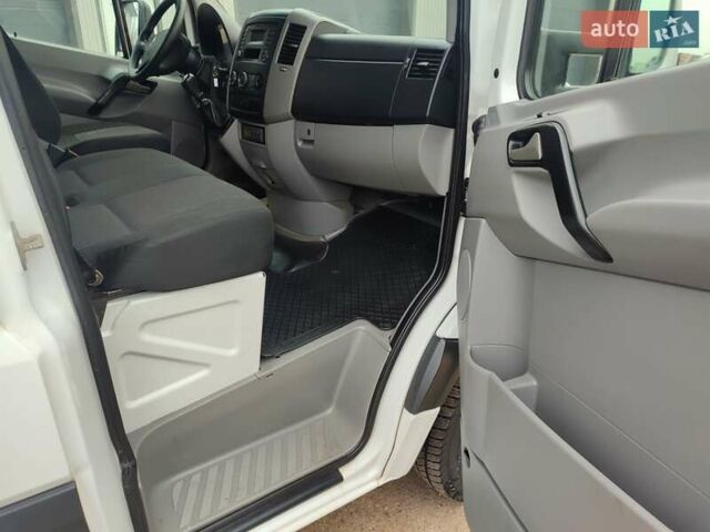 Білий Мерседес Sprinter, об'ємом двигуна 2.1 л та пробігом 290 тис. км за 23900 $, фото 17 на Automoto.ua