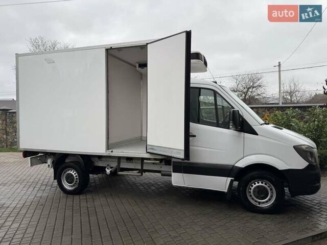 Белый Мерседес Sprinter, объемом двигателя 2.2 л и пробегом 304 тыс. км за 19300 $, фото 13 на Automoto.ua