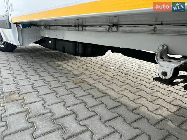 Белый Мерседес Sprinter, объемом двигателя 2.2 л и пробегом 298 тыс. км за 22000 $, фото 12 на Automoto.ua