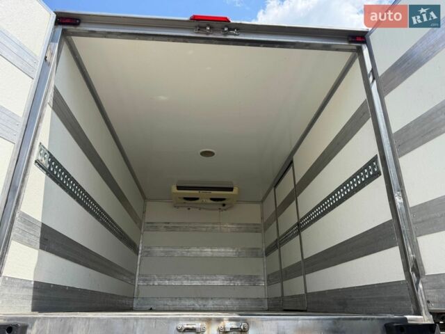 Белый Мерседес Sprinter, объемом двигателя 2.2 л и пробегом 247 тыс. км за 17000 $, фото 18 на Automoto.ua