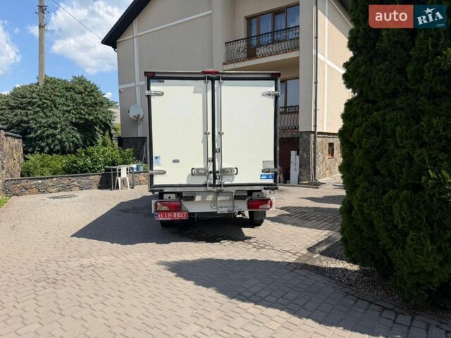 Белый Мерседес Sprinter, объемом двигателя 2.2 л и пробегом 247 тыс. км за 17000 $, фото 14 на Automoto.ua