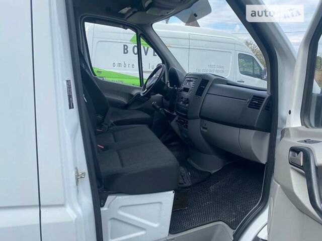 Білий Мерседес Sprinter, об'ємом двигуна 2.2 л та пробігом 320 тис. км за 22800 $, фото 6 на Automoto.ua