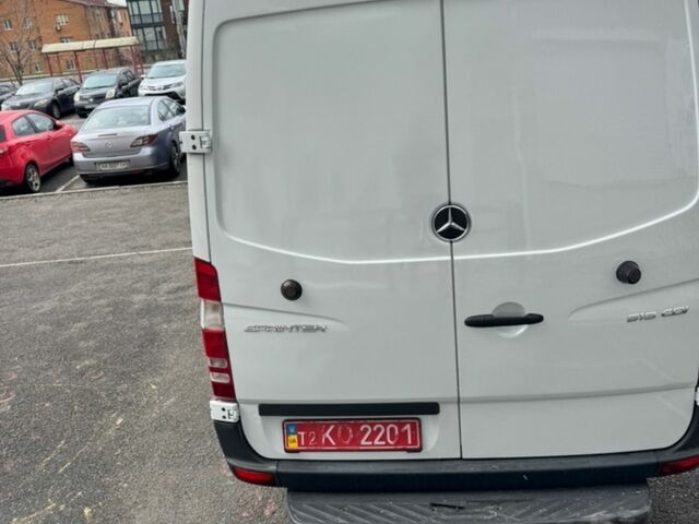 Белый Мерседес Sprinter, объемом двигателя 2.99 л и пробегом 540 тыс. км за 16999 $, фото 23 на Automoto.ua