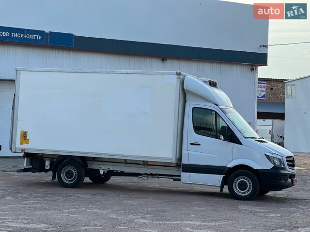 Белый Мерседес Sprinter, объемом двигателя 2.2 л и пробегом 335 тыс. км за 22750 $, фото 18 на Automoto.ua