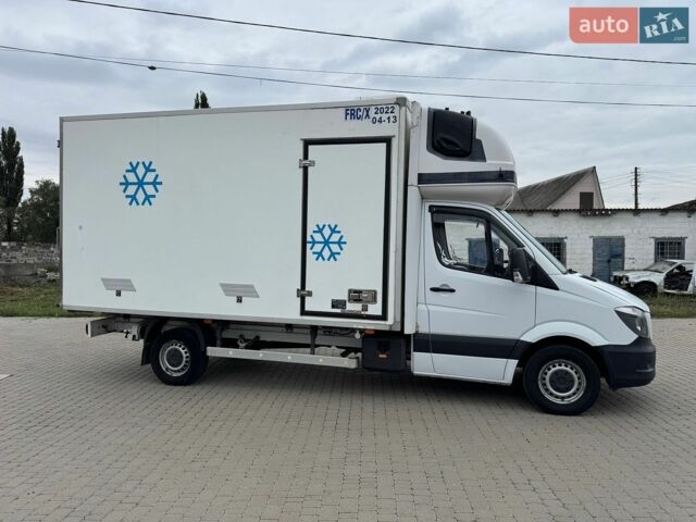 Белый Мерседес Sprinter, объемом двигателя 2.1 л и пробегом 332 тыс. км за 23700 $, фото 2 на Automoto.ua