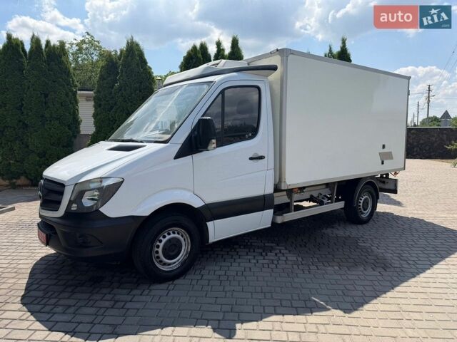 Белый Мерседес Sprinter, объемом двигателя 2.2 л и пробегом 247 тыс. км за 17000 $, фото 1 на Automoto.ua