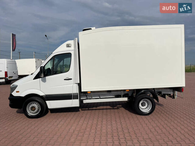 Белый Мерседес Sprinter, объемом двигателя 3 л и пробегом 319 тыс. км за 29300 $, фото 2 на Automoto.ua