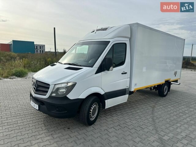 Белый Мерседес Sprinter, объемом двигателя 2.2 л и пробегом 298 тыс. км за 22000 $, фото 8 на Automoto.ua