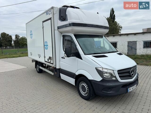Белый Мерседес Sprinter, объемом двигателя 2.1 л и пробегом 332 тыс. км за 23700 $, фото 1 на Automoto.ua