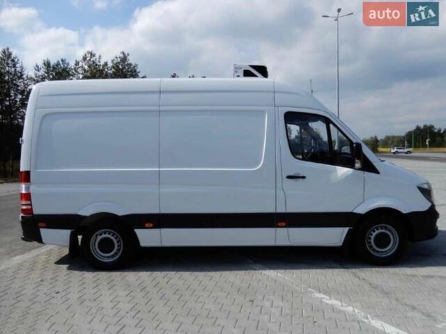 Белый Мерседес Sprinter, объемом двигателя 2.2 л и пробегом 190 тыс. км за 21260 $, фото 6 на Automoto.ua