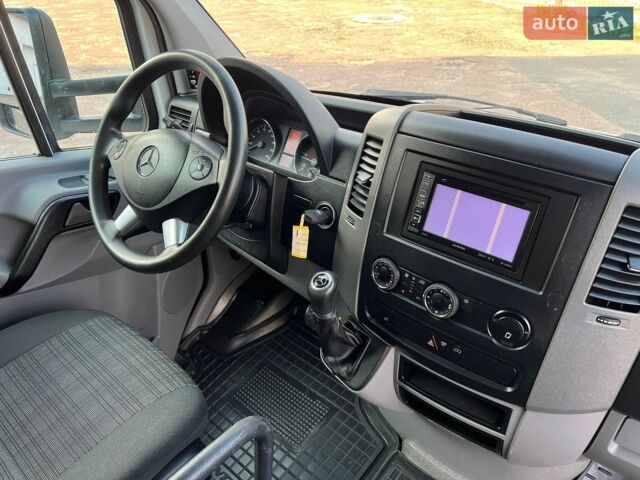 Белый Мерседес Sprinter, объемом двигателя 2.2 л и пробегом 335 тыс. км за 22750 $, фото 49 на Automoto.ua