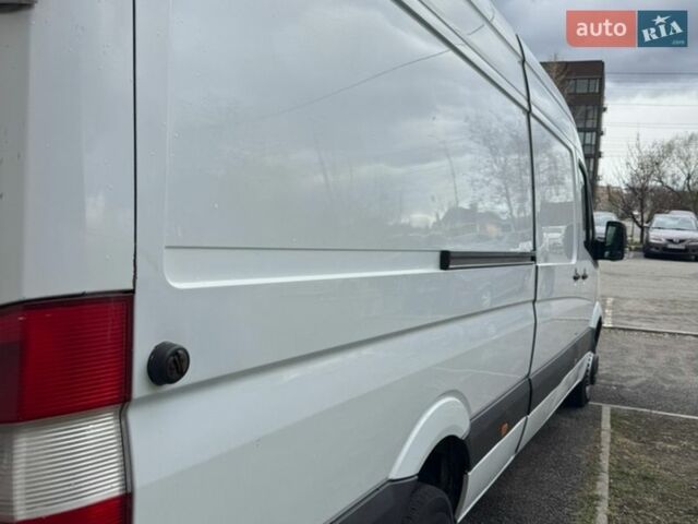Белый Мерседес Sprinter, объемом двигателя 2.99 л и пробегом 540 тыс. км за 24999 $, фото 34 на Automoto.ua