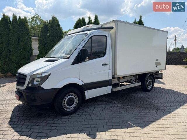 Белый Мерседес Sprinter, объемом двигателя 2.2 л и пробегом 247 тыс. км за 17000 $, фото 1 на Automoto.ua