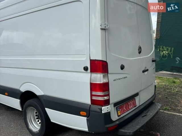 Белый Мерседес Sprinter, объемом двигателя 2.99 л и пробегом 540 тыс. км за 21500 $, фото 28 на Automoto.ua