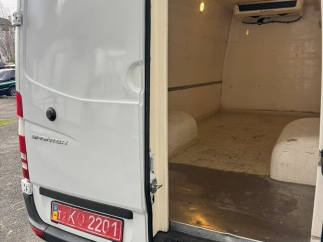 Белый Мерседес Sprinter, объемом двигателя 2.99 л и пробегом 540 тыс. км за 16999 $, фото 43 на Automoto.ua