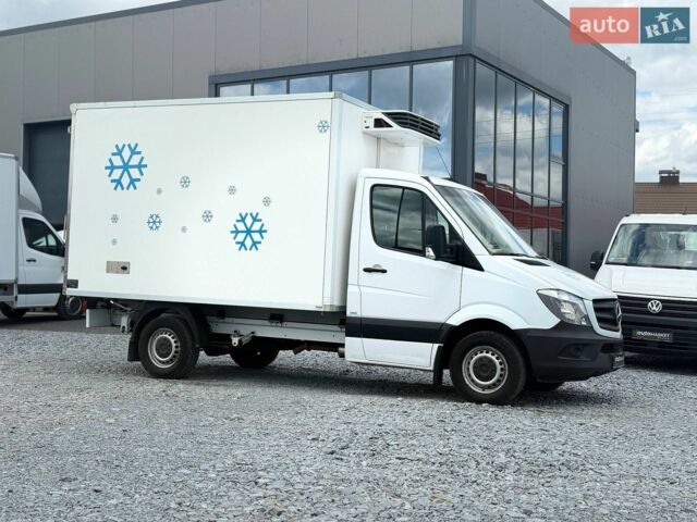 Белый Мерседес Sprinter, объемом двигателя 2.2 л и пробегом 189 тыс. км за 19900 $, фото 2 на Automoto.ua