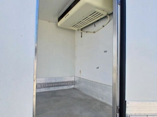 Білий Мерседес Sprinter, об'ємом двигуна 2.1 л та пробігом 216 тис. км за 18500 $, фото 8 на Automoto.ua