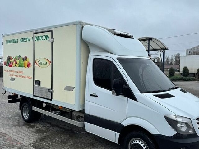 Белый Мерседес Sprinter, объемом двигателя 3 л и пробегом 300 тыс. км за 27000 $, фото 2 на Automoto.ua
