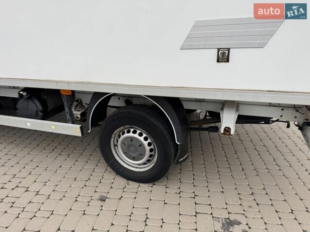 Белый Мерседес Sprinter, объемом двигателя 2.1 л и пробегом 332 тыс. км за 23700 $, фото 30 на Automoto.ua