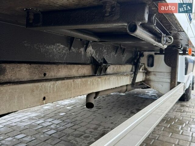 Белый Мерседес Sprinter, объемом двигателя 3 л и пробегом 300 тыс. км за 29000 $, фото 8 на Automoto.ua