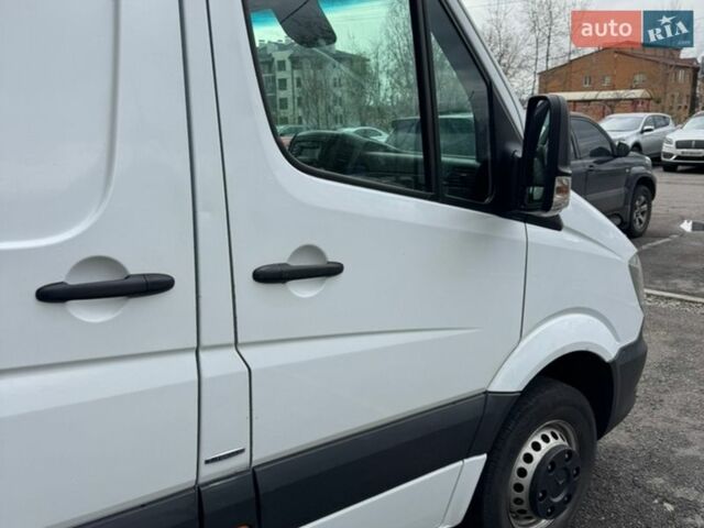 Белый Мерседес Sprinter, объемом двигателя 2.99 л и пробегом 540 тыс. км за 21500 $, фото 36 на Automoto.ua