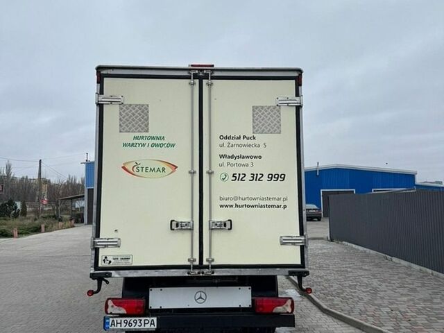 Белый Мерседес Sprinter, объемом двигателя 3 л и пробегом 300 тыс. км за 27000 $, фото 3 на Automoto.ua