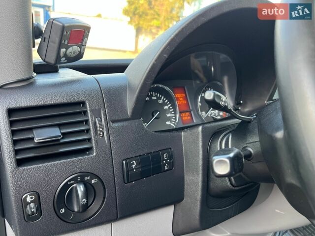 Белый Мерседес Sprinter, объемом двигателя 2.2 л и пробегом 335 тыс. км за 22750 $, фото 31 на Automoto.ua