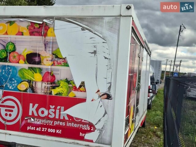 Белый Мерседес Sprinter, объемом двигателя 1.8 л и пробегом 245 тыс. км за 12700 $, фото 9 на Automoto.ua