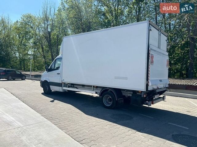 Белый Мерседес Sprinter, объемом двигателя 2.2 л и пробегом 300 тыс. км за 28800 $, фото 1 на Automoto.ua
