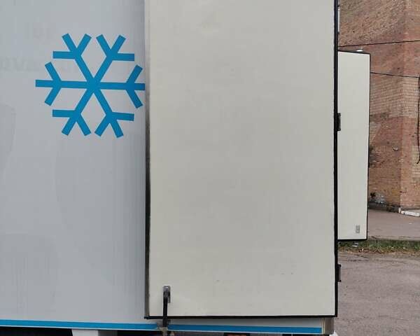 Белый Мерседес Sprinter, объемом двигателя 0 л и пробегом 200 тыс. км за 26000 $, фото 35 на Automoto.ua