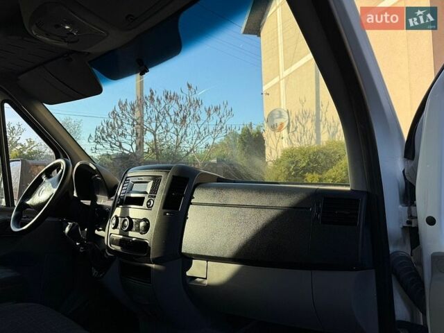 Белый Мерседес Sprinter, объемом двигателя 2.2 л и пробегом 269 тыс. км за 24500 $, фото 38 на Automoto.ua