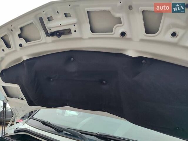 Білий Мерседес Sprinter, об'ємом двигуна 2.1 л та пробігом 290 тис. км за 23900 $, фото 25 на Automoto.ua