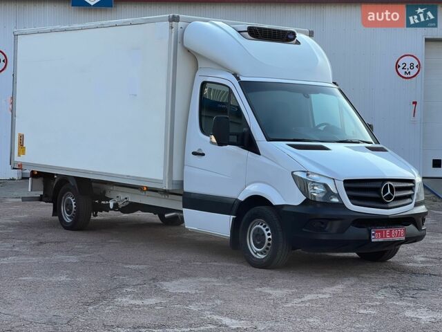 Белый Мерседес Sprinter, объемом двигателя 2.2 л и пробегом 335 тыс. км за 22750 $, фото 1 на Automoto.ua