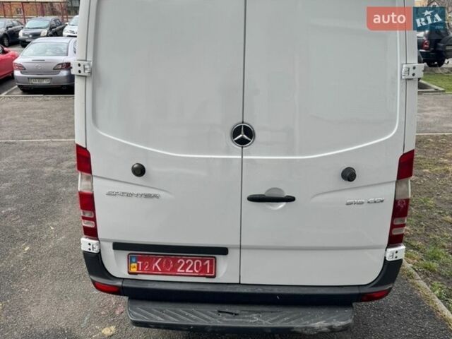 Белый Мерседес Sprinter, объемом двигателя 2.99 л и пробегом 540 тыс. км за 21500 $, фото 29 на Automoto.ua