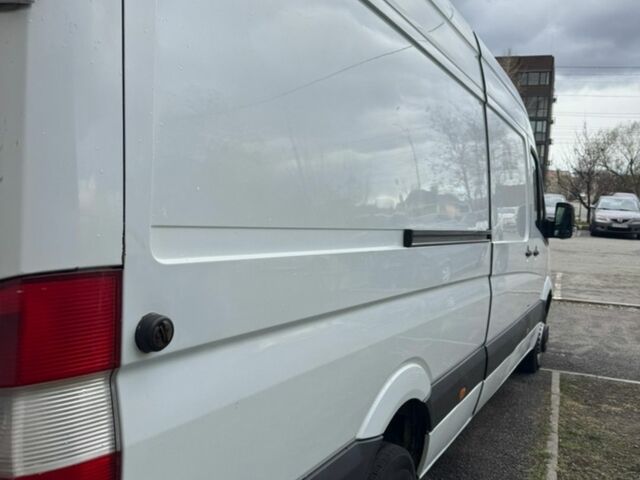 Белый Мерседес Sprinter, объемом двигателя 2.99 л и пробегом 540 тыс. км за 16999 $, фото 34 на Automoto.ua