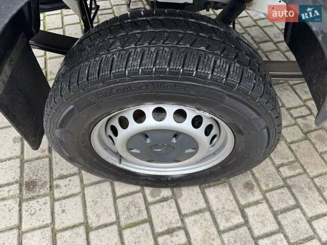 Белый Мерседес Sprinter, объемом двигателя 2.2 л и пробегом 304 тыс. км за 19300 $, фото 47 на Automoto.ua